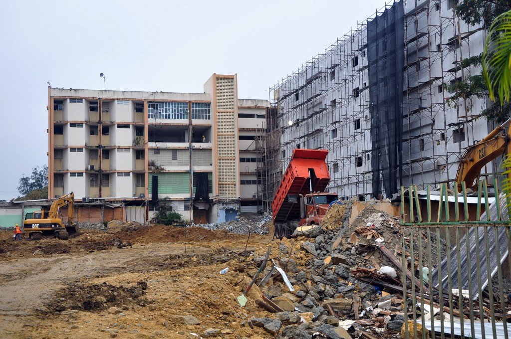 Construción hospital Cabral y Báez de Santiago